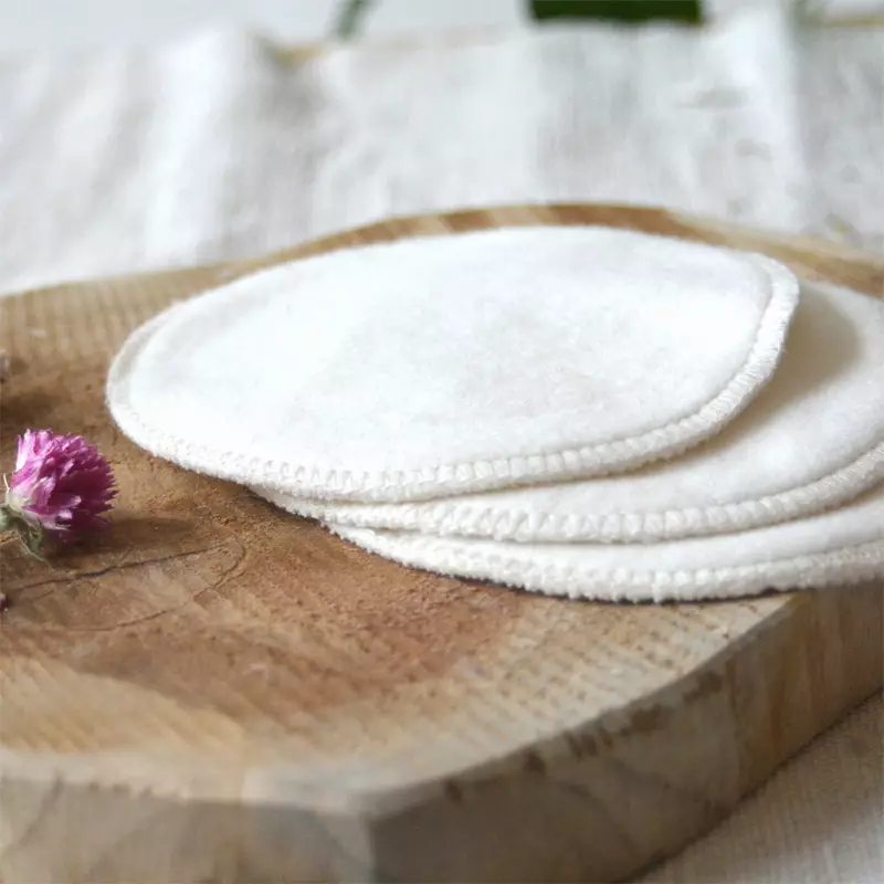 Coton démaquillant lavable en éponge bambou - Les cotons de Romane – Les  cotons de Romane : Produits d'hygiène réutilisables et lavables